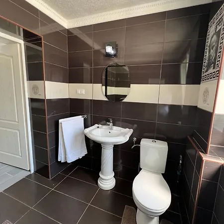 Adél Appartement *