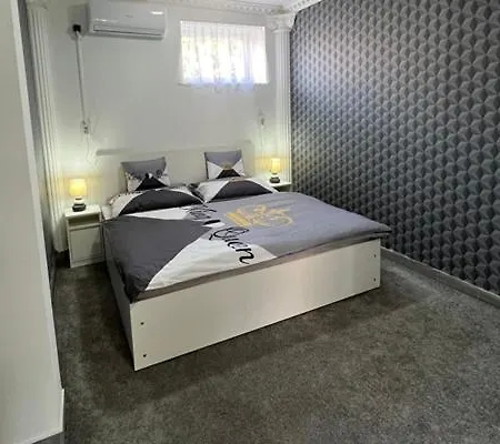 Appartement Adél *