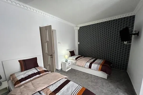 Apartament Adel Kisujszallas