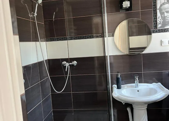 Apartament Adel Kisujszallas